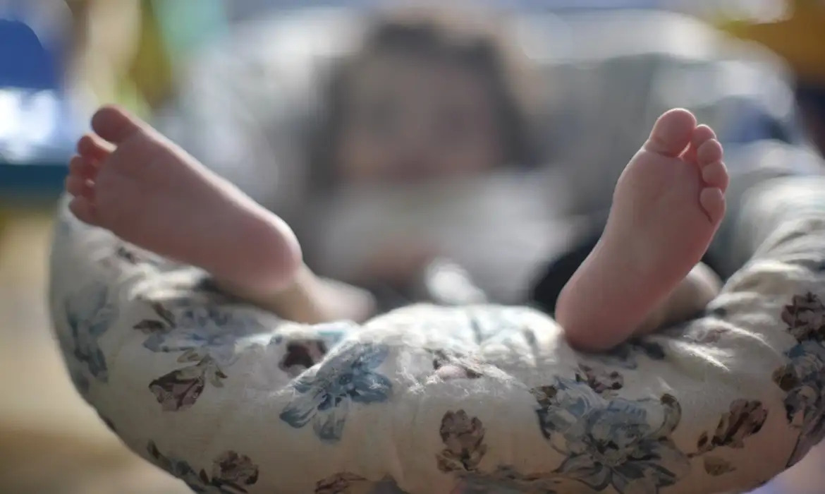 Dia das Mães: conheça a história de uma adoção de três irmãos autistas por uma mãe brasiliense